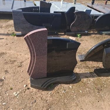 Dviejų dalių paminklai 6