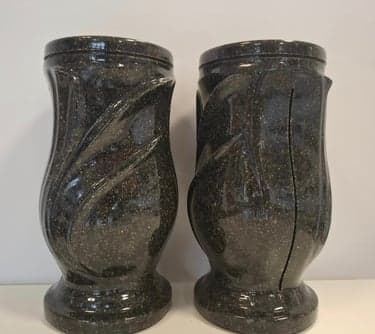 Vazos, žvakidės 17